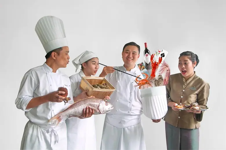 ห้องอาหารโคโลเนด โรงแรมสุโขทัย กรุงเทพฯ ภ...