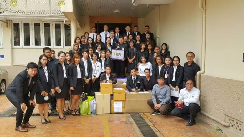 พ.ร.บ. ข้อมูลข่าวสาร กฟภ. 59 ศูนย์ ทั่วประเทศ ตบเท้าเข้าทำเนียบรัฐบาลร่วมโครงการคัดเลือกศูนย์ข้อมูลข่าวสารโดดเด่นขานรับนายกรัฐมนตรีประกาศ"ปี 2560 ปีแห่งศูนย์ข้อมูลข่าวสารของราชการ"