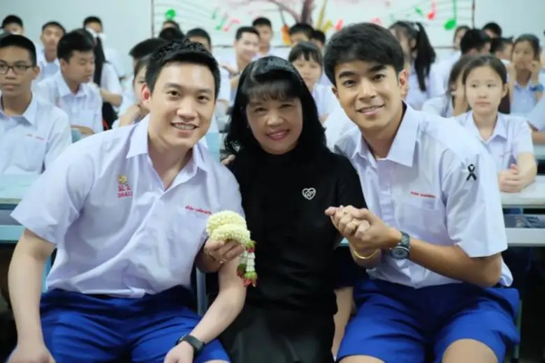 ทีวีไกด์: รายการ “รถโรงเรียน High School Reunion” “ไต้ฝุ่น” เผยวีรกรรมสุดห้าว!!! ใน “รถโรงเรียน High School Reunion” 14 พ.ค.นี้