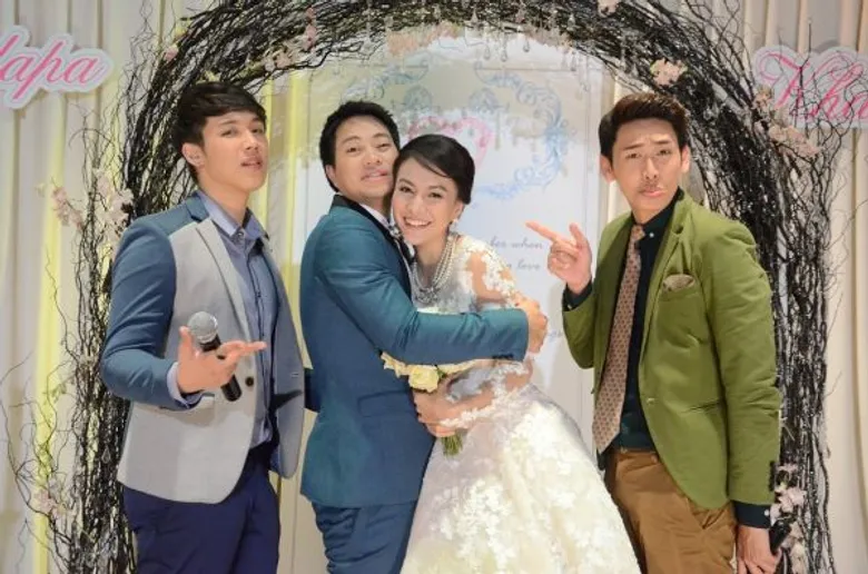 เรื่องย่อ: ซีรีส์ "เสน่หาไดอารี่" ตอน แสบเสน่หา