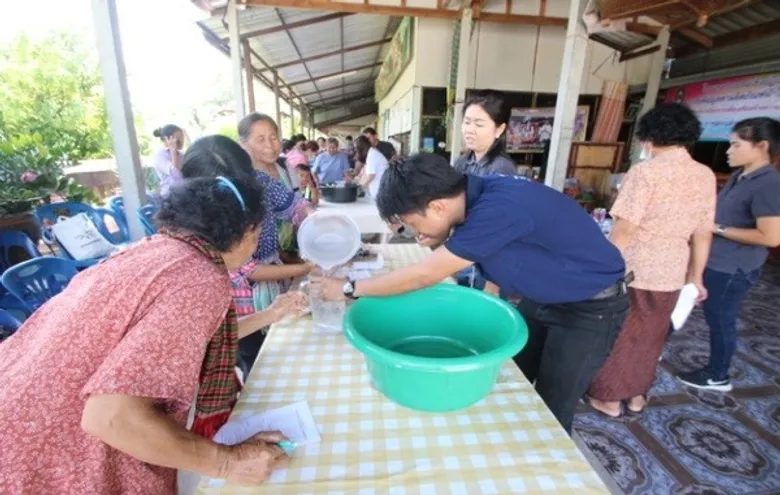 ศูนย์วิทยาศาสตร์ ราชภัฏโคราช บริการวิชาการเพิ่มมูลค่าผลิตภัณฑ์ผ้าไหมชุมชน