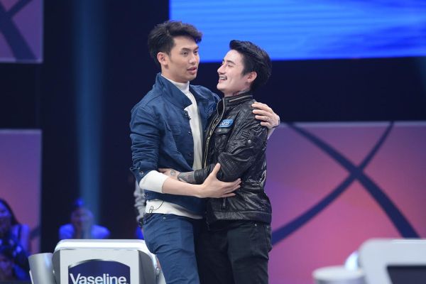 ทีวีไกด์: รายการ “ตกสิบหยิบล้าน STILL STANDING THAILAND” “ดีเจมะตูม” โชว์สกิลปากจัดขั้นแม่ทัพ เปิดสนามรบกลางเวที “ตกสิบหยิบล้าน” พร้อมสอยพี่น้องดีเจให้ตกหลุม!!!