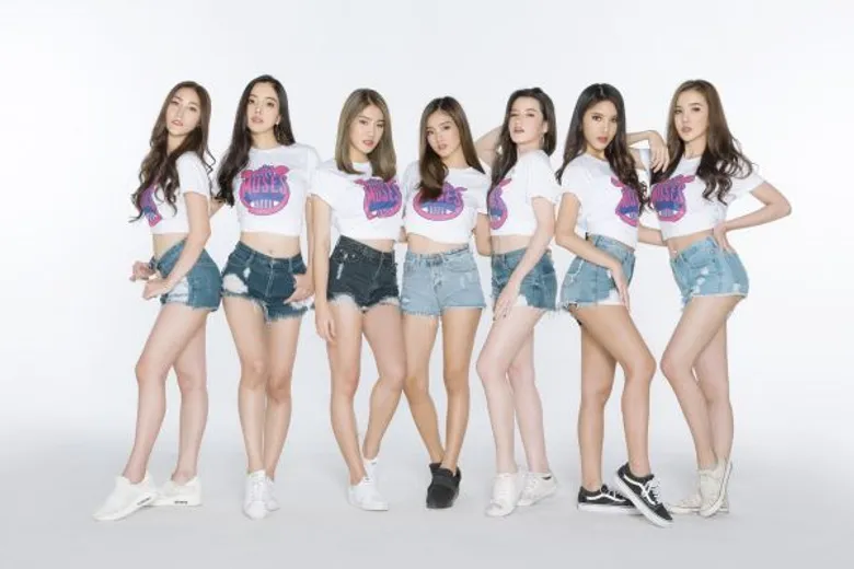 “แคท-กล้วยไม้” ฝึกร้อง-เต้นอย่างหนัก!!! สานฝันเป็นศิลปินในโปรเจค “โมโน มิวส์เซส”