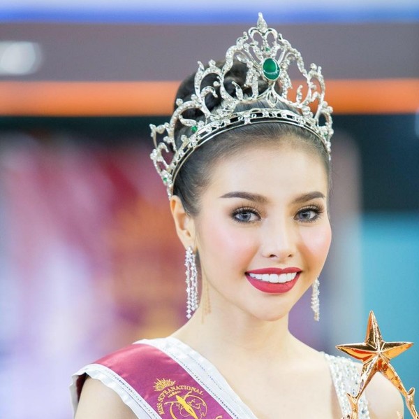 SPU : สวยเพอร์เฟค !! เด็กอินเตอร์ ม.ศรีปทุม คว้ามงกุฎ มิสซูปร้าพะเยา 2017