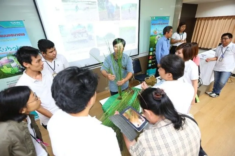 สยามคูโบต้า ชวนคนทำงานรุ่นใหม่ ร่วมกิจกรรม KUBOTA Farmer Academy 2017 เรียนรู้ ปฏิบัติ การทำนายุคใหม่ แบบเข้มข้น บนพื้นที่จริง ภายใต้คอนเซ็ปต์ “Real Smart Farmer”