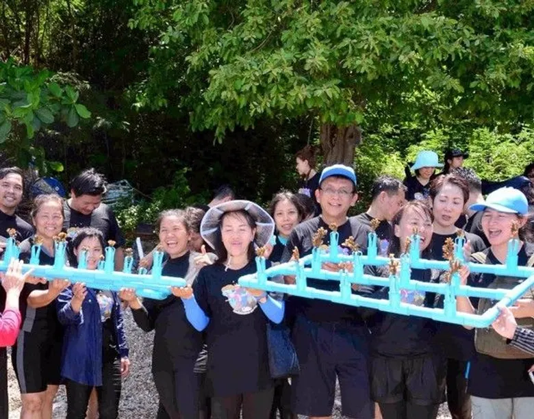 ภาพข่าว: ทีโอที นำพนักงานและประชาชนจิตอาสาจัดกิจกรรม CSR เที่ยวทะเลอย่างยั่งยืน