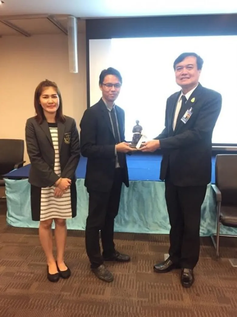 SPU : คณะนิติศาสตร์ ม.ศรีปทุม ชลบุรี เรียนกับตัวจริง ประสบการณ์จริง ศึกษาดูงานสภาทนายความ