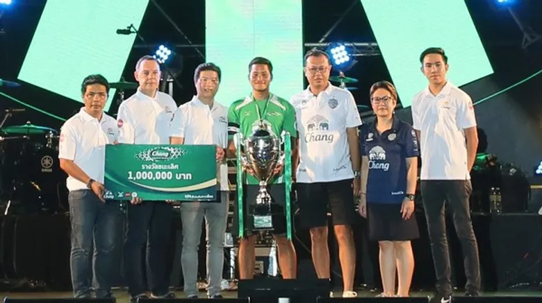 “ช้าง ฟุตบอล เซเว่นส์ ซีซั่น 3” ประกาศความสำเร็จ มอบเงิน 1 ล้านบาท ทีมผู้ชนะหนึ่งเดียวจาก 900 ทีมทั่วประเทศ พร้อมส่งท้ายมหกรรมคอนเสิร์ตสุดมันจากศิลปินชั้นนำ