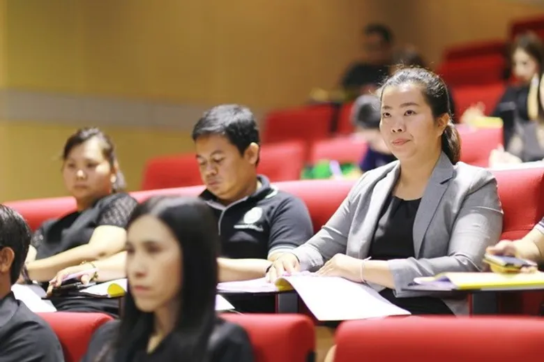 ราชภัฏโคราช พัฒนาความรู้บุคลากร อบรมบริหารงบประมาณและจัดซื้อจัดจ้าง