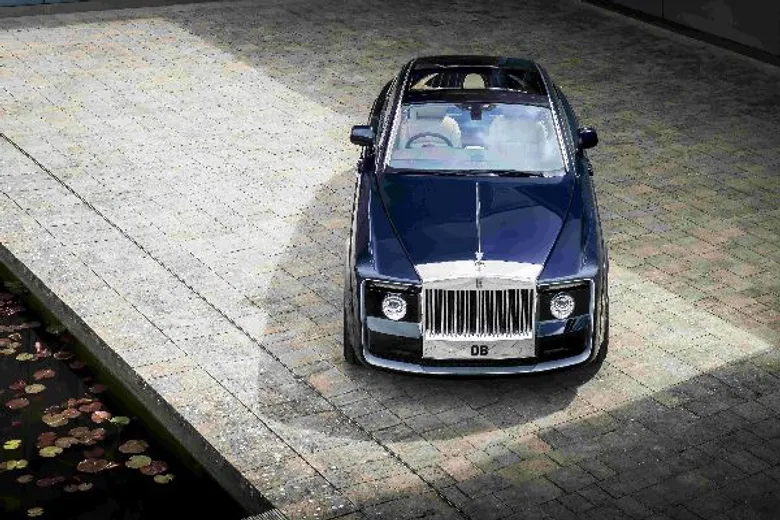 โรลส์-รอยซ์ “SWEPTAIL” สู่ฝันที่เป็นจริงของยนตรกรรมสั่งผลิตหนึ่งเดียวในโลก