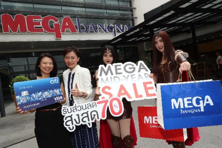 สิรินฉัตร แสงศรี ผู้อำนวยการฝ่ายการตลาดศู...