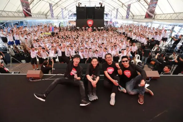 Hotwave Music Awards 2017 จัดแข่งขันรอบออ...