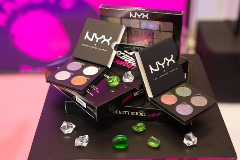 ดีงาม! NYX Professional Makeup เปิดตัว Prismatic Shadows Single มิกซ์แอนด์แมทช์กับโทนที่ใช่ กับพาเลทอายแชโดว์ที่คุณเลือกเอง