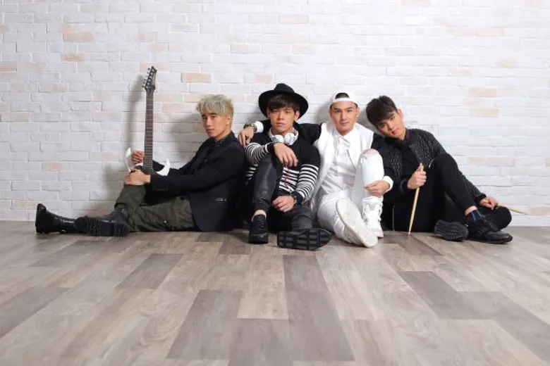 ผู้จัด “คิง สมจริง” เตรียมเสิร์ฟละครโรแมนติก-คอมเมดี้สุดสนุก “สายลับจับแอ๊บ” พร้อมจับหนุ่ม “บอย ปกรณ์” ประกบสาว “แพทริเซีย กู๊ด”