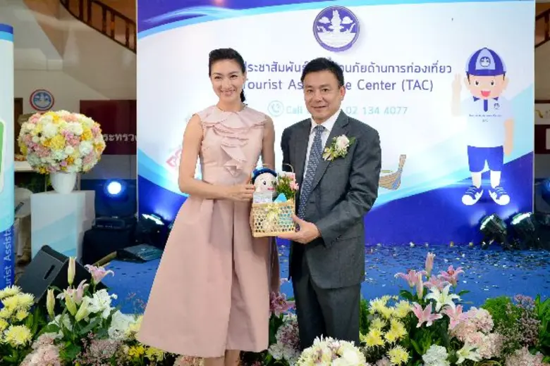 นายพงษ์ภาณุ เศวตรุนทร์ ปลัดกระทรวงการท่อง...