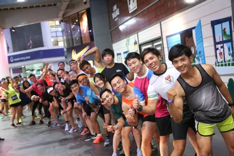 NRC BKK ชวนปฏิวัติวงการวิ่งไปกับเหล่า #ขบถนอกลู่ ครั้งแรกกับการวิ่งบนเส้นทางสายสตรีทอาร์ท รวมกว่า 5 กม.