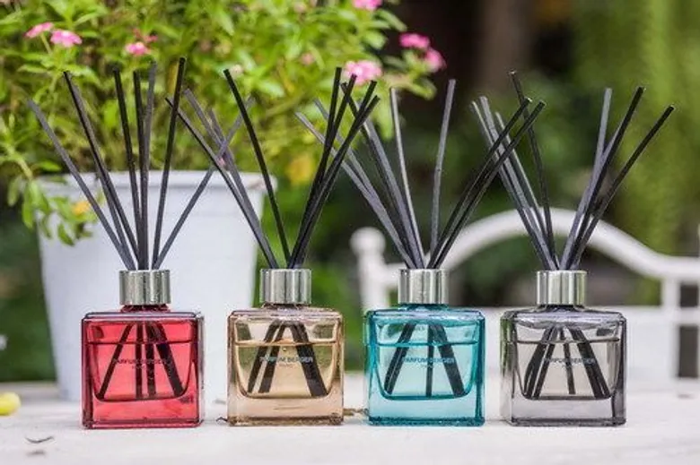 ก้านกระจายความหอม พาร์ฟูม เบอร์ชเย่ (PARFUM BERGER) นวัตกรรมกำจัด “กลิ่นต้องห้าม” ในบ้านให้หอมหมดจด สดชื่นรื่นรมย์