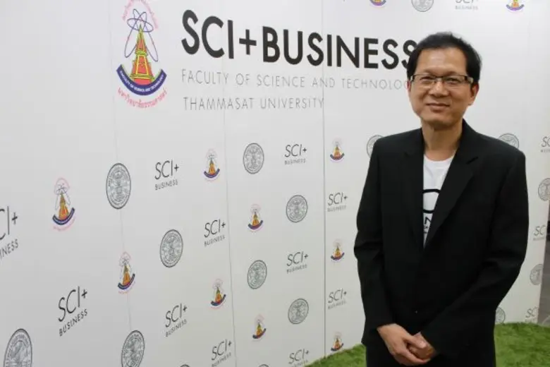 เด็กไทยไปไกลแน่!! วิทยาศาสตร์ฯ มธ. หนุนผลงานเยาวชนคิดค้น “ตู้เย็นโดเรมอนเพาะเห็ดโตเร็ว” เพาะเห็ดถังเช่าสีทองโตเร็วกว่าปกติ 18% ใน 2.5 เดือน เพิ่มรายได้เกษตรกร