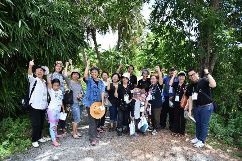 ชาวสวนคลองจินดาไฉไล สวยงามทั้งใจ สวยงามทั้งผลผลิต ศูนย์เรียนรู้สุขภาวะ สำนักงานกองทุนสนับสนุนการสร้างเสริมสุขภาพ (สสส.)