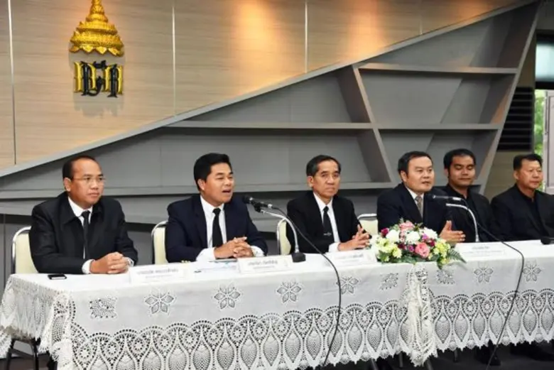 นายอวยชัย กุลทิพย์มนตรี รองอธิบดีกรมศุลกา...