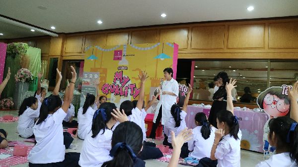 วาโก้ “Bloom” จับมือ นานมีบุ๊คส์ สร้างความมั่นใจให้วัยเยาว์ก่อนสาวสะพรั่ง ผ่านกิจกรรม School Tour “Happy Bloom Day” สุขสันต์วันเริ่มสวย