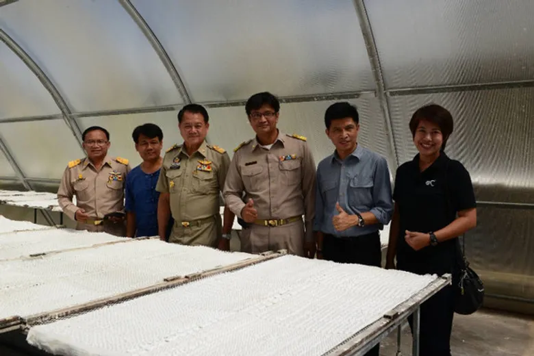สำนักงานพลังงานจังหวัดสมุทรสงคราม ร่วมส่งเสริมชุมชนในอำเภออัมพวาและอำเภอบางคนที ใช้เทคโนโลยีพลังงานทดแทนสร้างมูลค่าเพิ่มผลิตภัณฑ์