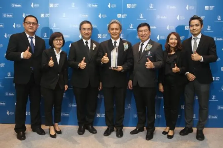 นายนิทัศน์ อรุณทิพย์ไพฑูรย์ ผู้ช่วยกรรมกา...