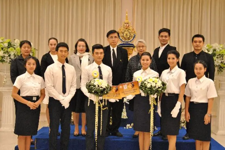 หน้าที่แห่งความภาคภูมิใจ เกียรติยศเหนือสิ...