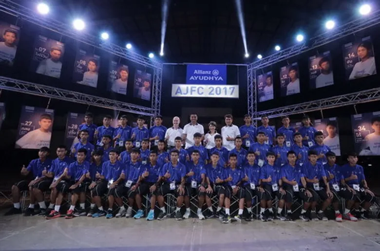 “Bangkok Camp” อลิอันซ์ จูเนียร์ ฟุตบอล แคมป์ เปิดตัวยิ่งใหญ่