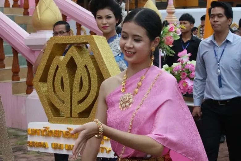 ผศ.กัลยาภรณ์ ปานมะเริง ผู้ช่วยอธิการบดีด้...