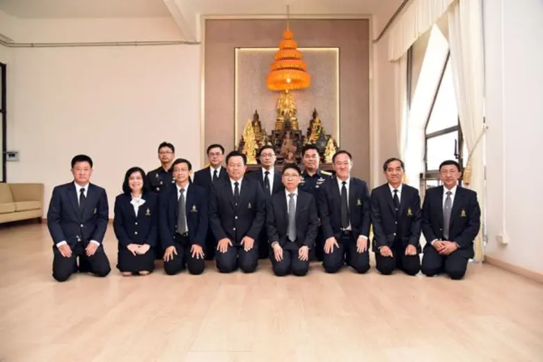นายกุลิศ สมบัติศิริ อธิบดีกรมศุลกากร เป็น...