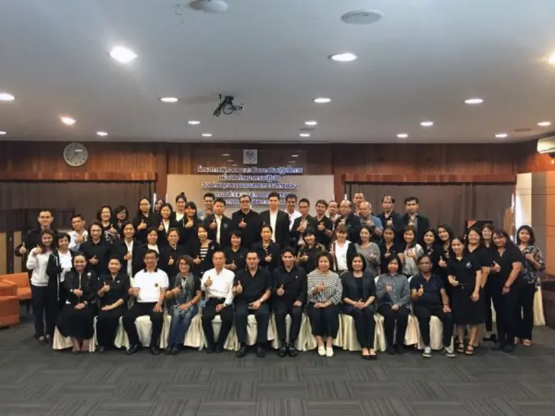 นายสมชัย สัจจพงษ์ ปลัดกระทรวงการคลัง นายจ...