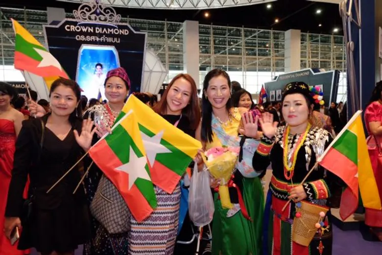 ยูนิซิตี้ จัดพิธีประดับเข็มเกียรติยศภูมิภาคเอเชียใต้กลางปี 2560 ภายใต้แนวคิด 'We Are Unicity We Are One’ ประกาศเสริมทัพทีมผู้บริหารดันตลาดโตต่อเนื่อง ครึ่งปีหลังเตรียมเผยโฉม 3 สินค้าใหม่