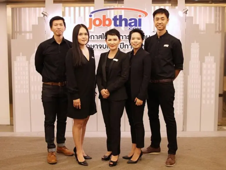 นางสาวแสงเดือน ตั้งธรรมสถิตย์ ผู้ร่วมก่อต...