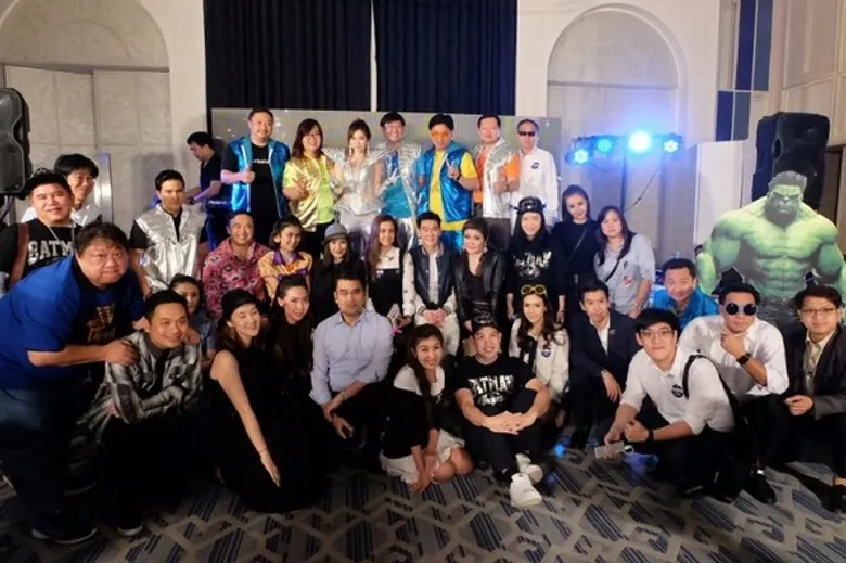 BrandKU EXT ดึง เจมส์ เรืองศักดิ์ ลอยชูศักดิ์ ขวัญใจมหาชนในยุค 90 จัดกิจกรรม Let’s BACK TO THE 90’s รายได้มอบให้แก่มูลนิธิกระจกเงา