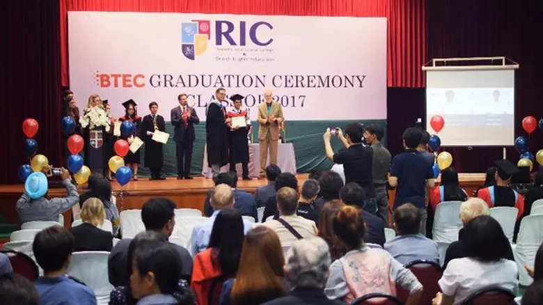 หลักสูตร BTEC จากวิทยาลัยนานาชาติรีเจ้นท์ นำนักศึกษาเปิดประสบการณ์การศึกษาในสหราชอาณาจักร
