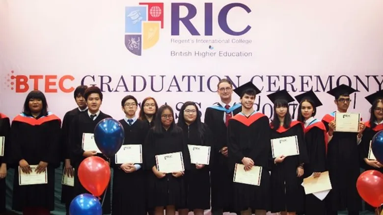 หลักสูตร BTEC จากวิทยาลัยนานาชาติรีเจ้นท์ นำนักศึกษาเปิดประสบการณ์การศึกษาในสหราชอาณาจักร