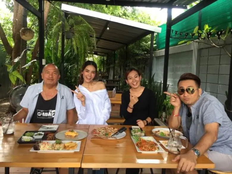 ทีวีไกด์: รายการ “ตลกแหลก” “บอล-ค่อม” ตามหาร้านอร่อยบรรยากาศดี ใน “หมู่บ้านสัมมากร รามคำแหง 112” ติดตามได้ ในรายการ  “ตลกแหลก”  อาทิตย์นี้