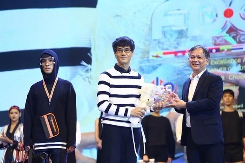 กสอ. จับมือ ISMED เปิดรันเวย์ FDC 2017