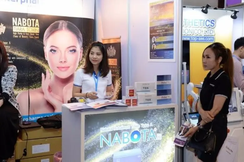 เพราะ "ผิวพรรณ" เปรียบเสมือนดังอาภรณ์ชิ้น...