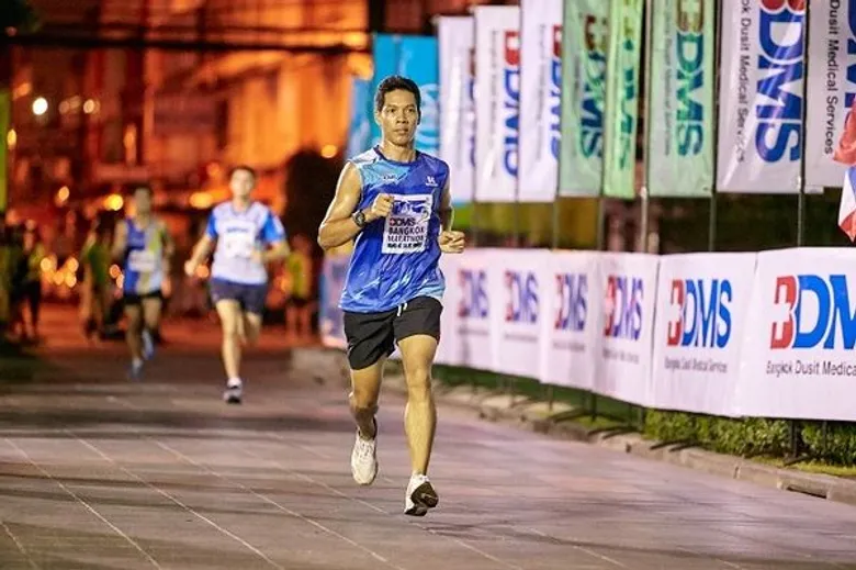 สมาคมนักวิ่งฯ จัดแถลงข่าว “BDMS BANGKOK MARATHON 2017” จัดยิ่งใหญ่ในโอกาสครบรอบปีที่ 30 เสริมกิจกรรมสร้างสรรค์สังคม BDMS ชูศักยภพเวชศาสตร์การกีฬา ดูแลสุขภาพนักวิ่งตลอดการแข่งขัน