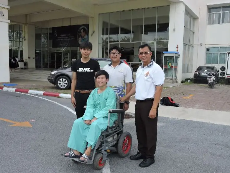 นักวิจัย 3 สถาบัน คิดค้นรถเข็นไฟฟ้าอัจฉริยะ (ต้นแบบ) ส่งถ่ายผู้ป่วย