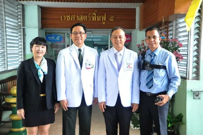 นักวิจัย 3 สถาบัน คิดค้นรถเข็นไฟฟ้าอัจฉริยะ (ต้นแบบ) ส่งถ่ายผู้ป่วย