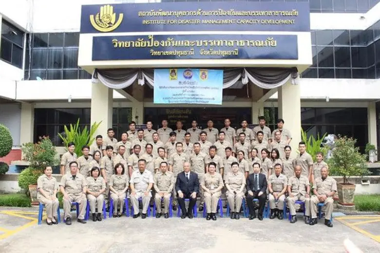 นายฉัตรชัย พรหมเลิศ อธิบดีกรมป้องกันและบร...