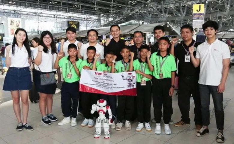 กลุ่มทรู มอบโอกาสเติมฝันที่ยิ่งใหญ่ ให้กับโรงเรียนบ...