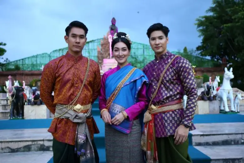 “อ๋อม-ไมค์-แพนเค้ก” ร่วมบุญ จัดเต็มชุดใหญ่โชว์ “เทิดไท้องค์เจ้าแม่” ในงาน “ล้านนา ล้านใจ น้อมรำลึก พระนางจามเทวี”