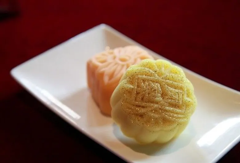 โรงแรมเซี่ยงไฮ้แมนชั่น เยาวราช เฉลิมฉลองเทศกาลไหว้พระจันทร์ ด้วย Golden Skin Mooncake