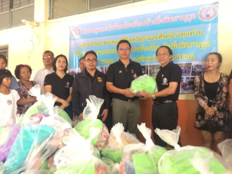 กยท. ลงพื้นที่เยียวยาผู้ประสบภัยน้ำท่วมภาคอีสาน พร้อมใช้มาตรา 49 (5) ช่วยเหลือพี่น้องชาวสวนยางได้ทันที