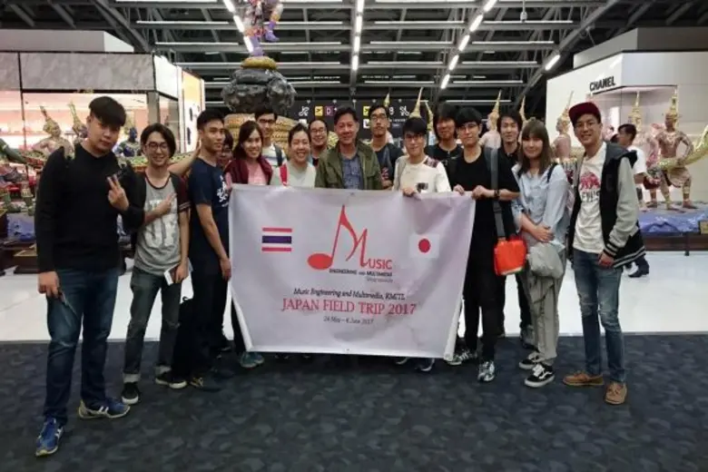 ในการก้าวสู่ Thailand 4.0 เทคโนโลยีสร้างก...