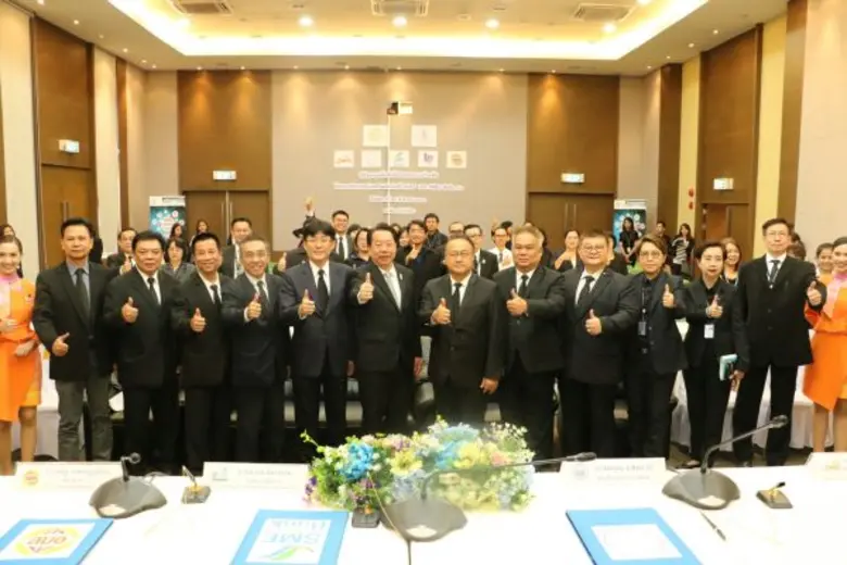 5 หน่วยงานภาครัฐผนึกพลัง ยกระดับผลิตภัณฑ์ OTOP-SMEs ครบวงจร เสริมแกร่งธุรกิจท่องเที่ยวชุมชนและภูมิภาค ตอบโจทย์นโยบาย Local Economy ยุค 4.0